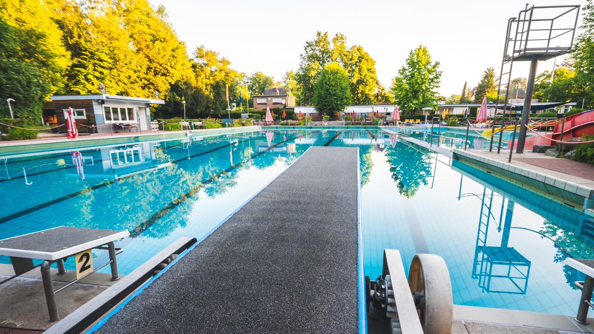 Outdoor pool Neubeckum