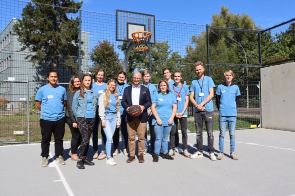 Sports group with the mayor