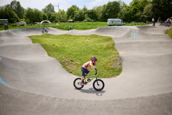 Child on the pump track