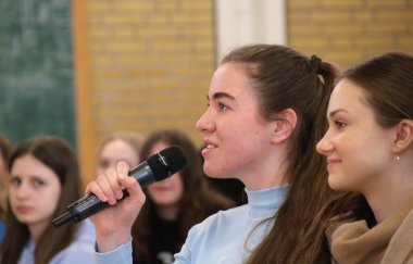 Pupil asks a question