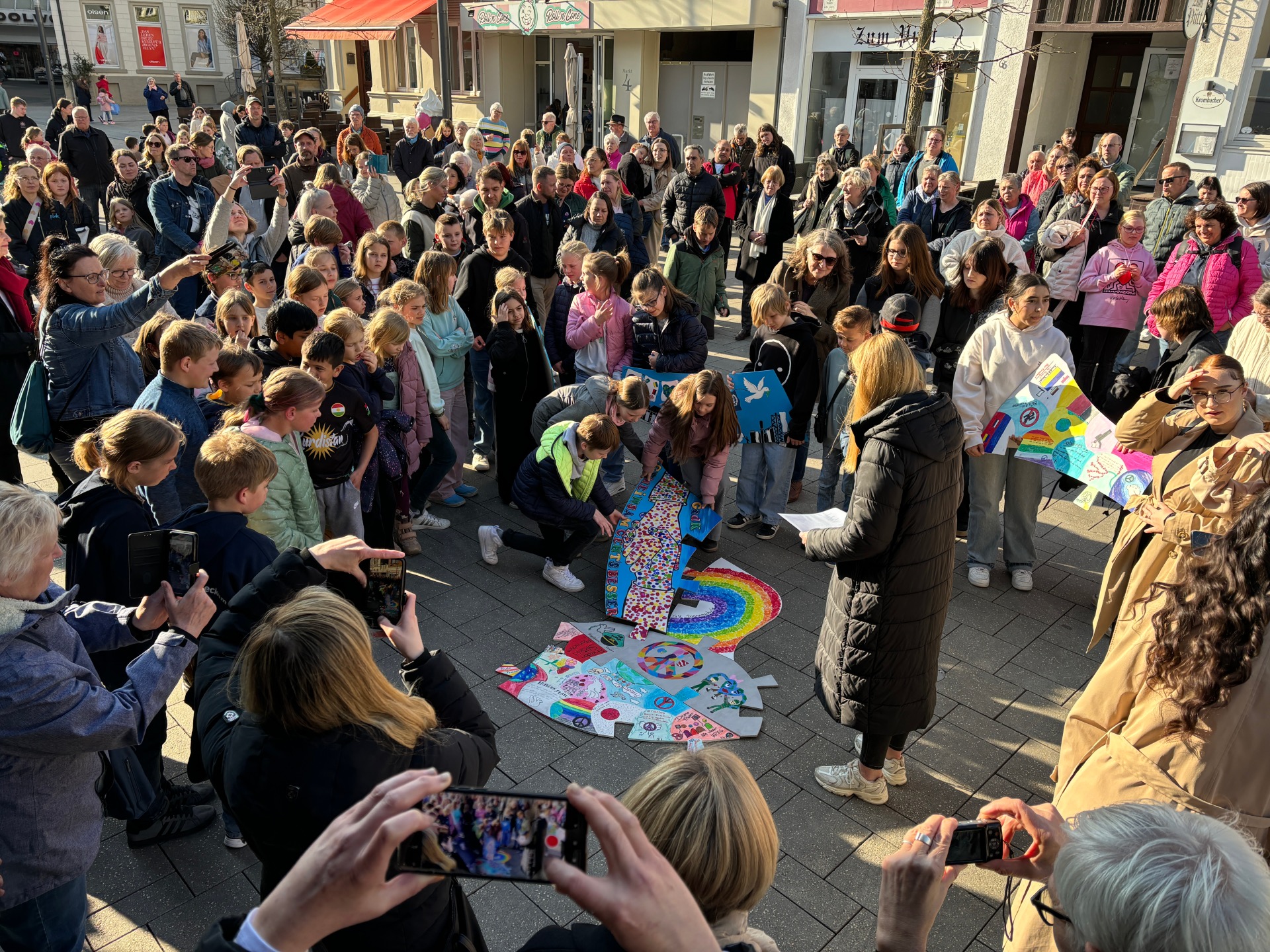 Children puzzle a dove of peace