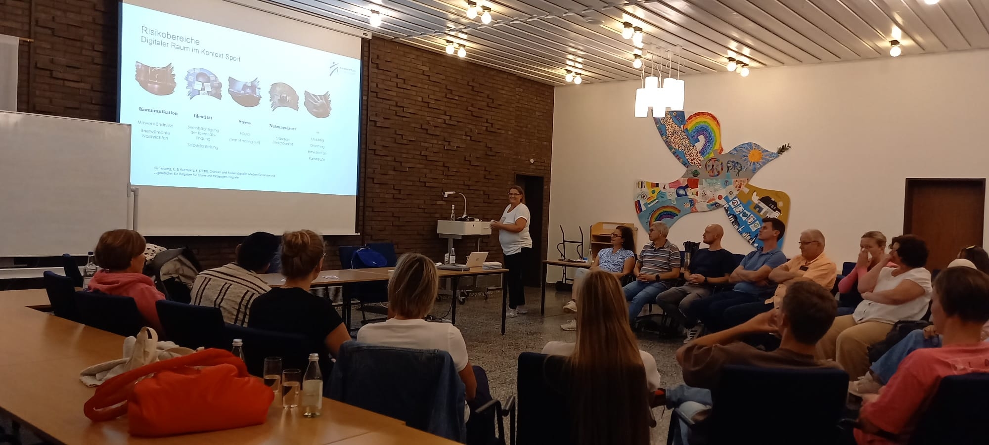 Workshop in the auditorium of the Antoniusschule