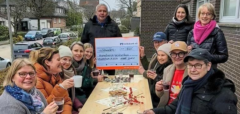 Sandra Kowalczyk, Youth Work City of Beckum, Annika Siebert, City Centre Management Neubeckum, Rica Kober, Seniorenzentrum St. Anna Neubeckum, Franziska Hermes, Seniorenzentrum St. Anna Neubeckum, Annika Gailus, Volksbank eG Filiale Neubeckum, Uwe Mischke, Freizeithaus Neubeckum, Stefan Gödde, Heimatverein Neubeckum, Amanda Bailey, Verve e.V., Helena Wala, City of Beckum, Jörn Hübner, Provinzial Versicherung Hübner Neubeckum, Helga Grothues, City of Beckum, Rainer Friedmann, Neubeckum Trade Association.