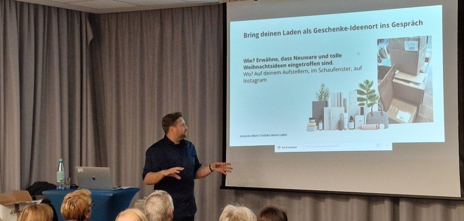 Johannes Albert referiert