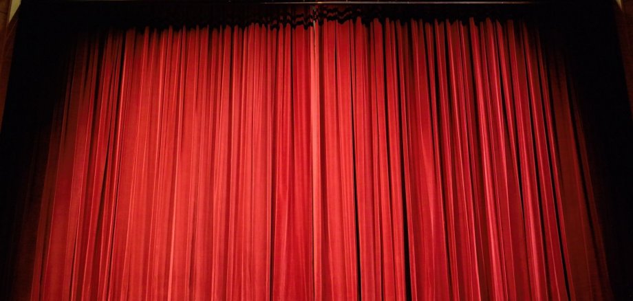 Roter Theatervorhang