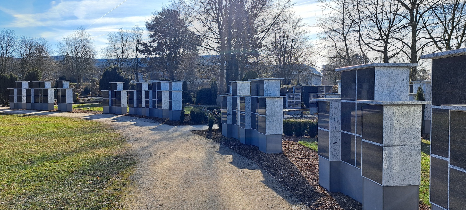 Urnennissen in het columbarium