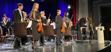 Orkest krijgt applaus