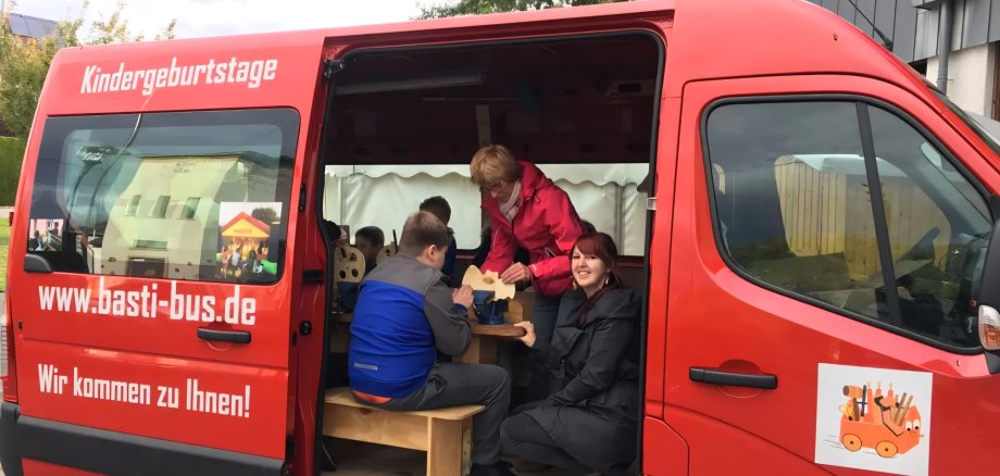 Basti-Bus