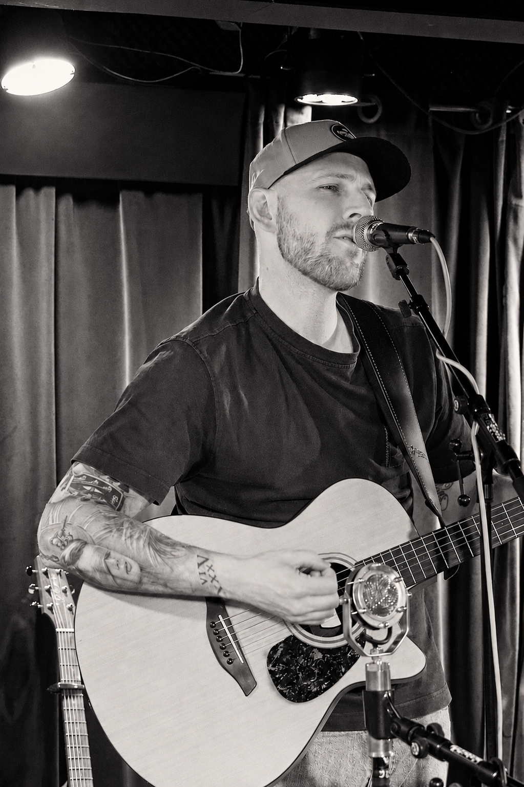 Der Beckumer Musiker lukas vst live bei den Pütt-Tagen