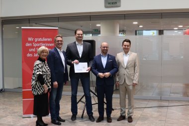 Gruppenbild mit Sieger